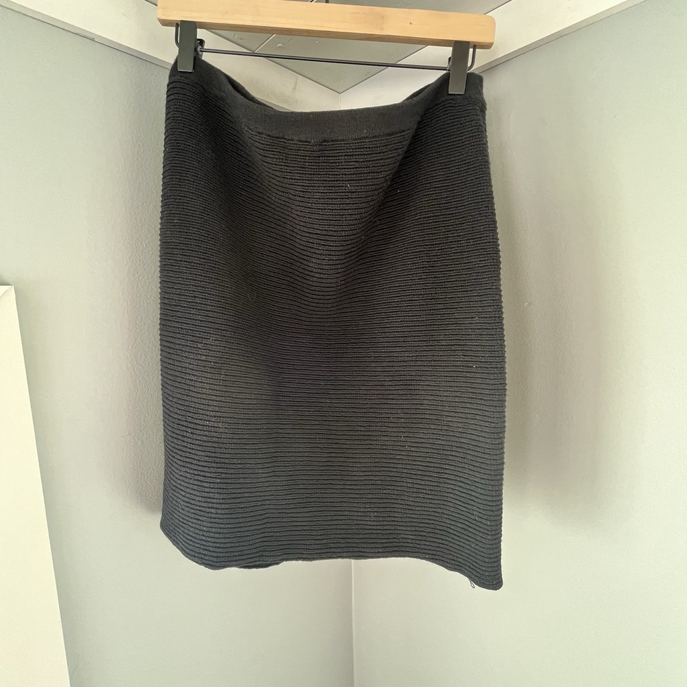 Eileen Fisher Wool Black Ribbed Knit Skirt‎ Size L